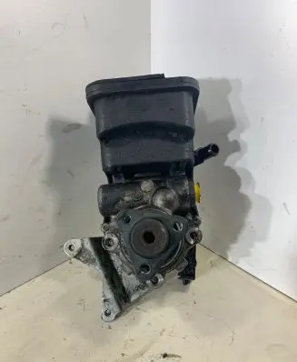 BMW 5 E39 Power steering pump 1095748 7691974513