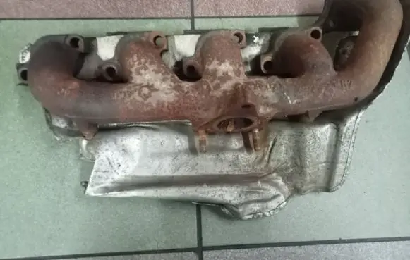 Ford Transit Exhaust manifold 0000