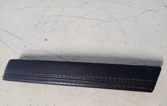 Volkswagen Touareg I Rear door handle cover 7L6867372