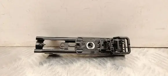 Skoda Enyaq iV Seat belt height adjuster 565857819A