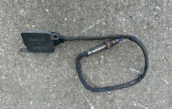 Mercedes-Benz E W213 Lambda probe sensor A0009053109