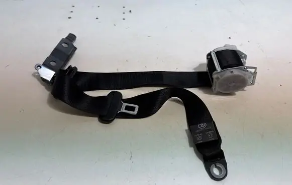 Tesla Model S Rear seatbelt 101878900A 3169000251