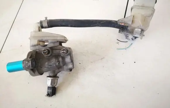 Nissan Murano Z50 Master brake cylinder
