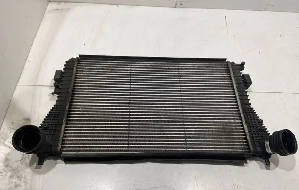 Volkswagen Golf Plus Intercooler radiator 1K0145803