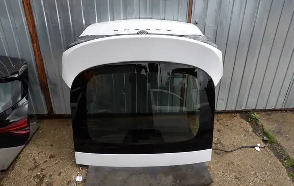 Renault Arkana Truck tailgate 