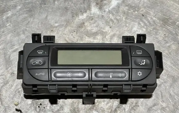 Citroen C3 Climate control unit 96377774XT