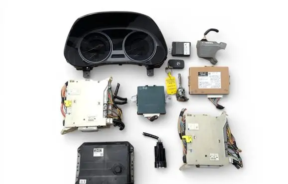 Lexus IS 220D-250-350 Engine ECU kit and lock set 175800-9481 89661-53701