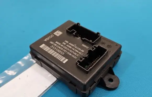 Volvo S60 Central body control module AV6N14C064AE IMPRK1585842