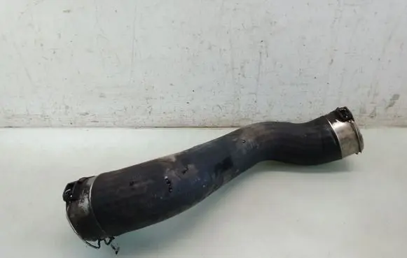 Intercooler hose/pipe