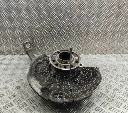 Mercedes-Benz E W213 Front wheel hub A2133324700