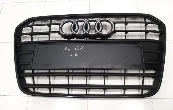 Audi A6 C7 Front bumper upper radiator grill 4G0853653