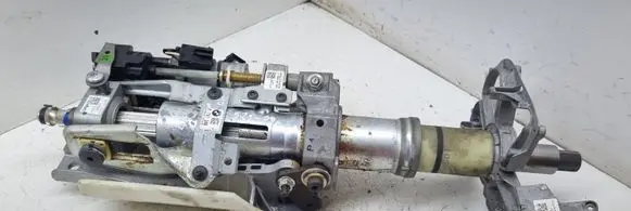 Steering wheel axle set