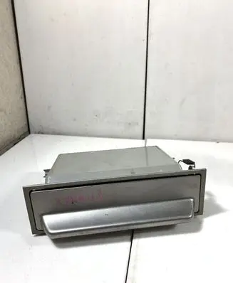 Nissan X-Trail T30 Glove box 68475EQ300