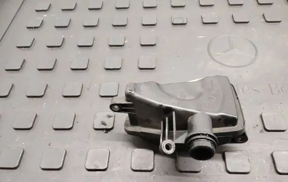 Intake resonator