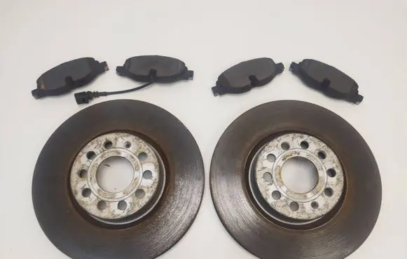 Volkswagen Tiguan Front brake disc 