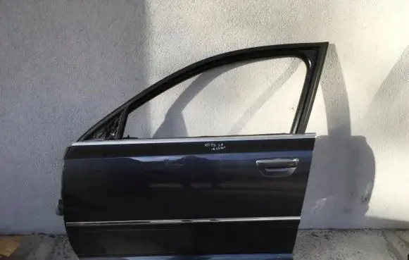 Audi A8 S8 D3 4E Front door