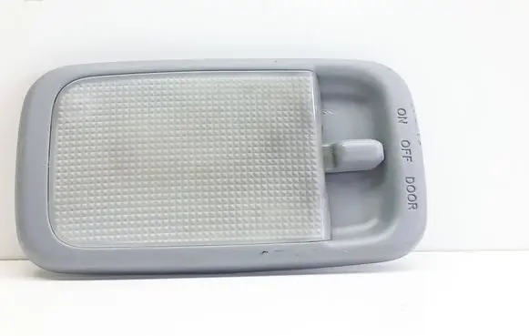Toyota RAV 4 (XA20) Rear seat light