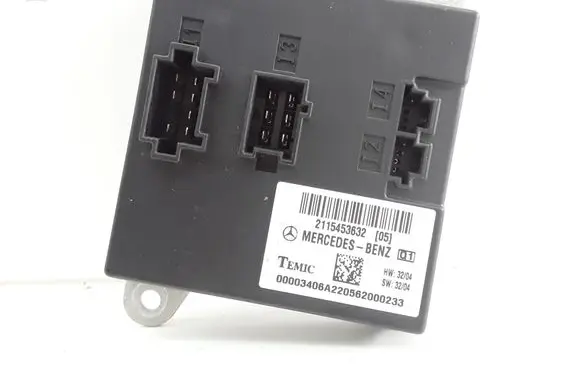 Mercedes-Benz E W211 Other control units/modules 2115453632