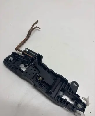 Toyota RAV 4 (XA50) Rear door exterior handle/bracket 