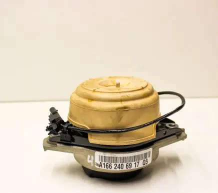 Mercedes-Benz GLE (W166 - C292) Engine mount bracket A1662406917