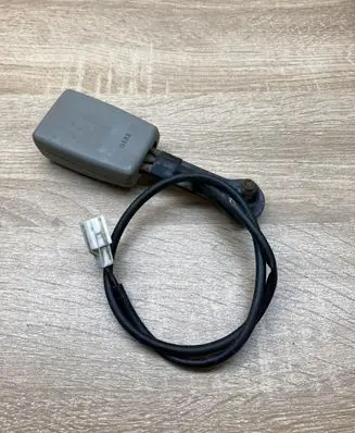 Nissan X-Trail T30 Rear seatbelt buckle 021226B4P