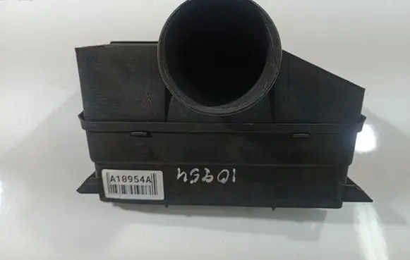 Audi A3 S3 8P Air intake duct part 1K0805962