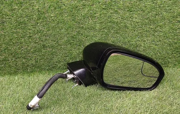 Ford Fusion II Front door electric wing mirror DS7317682A