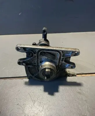 Opel Zafira A Vacuum pump 0252738 24406032 780739