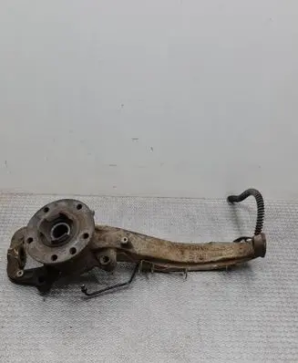 Porsche Cayenne (9PA) Front wheel hub spindle knuckle 7L0407256A