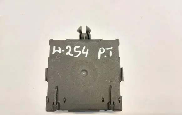 Mercedes-Benz GLC C254 Door control unit/module 