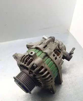 KIA Sorento Generator/alternator 373004A110