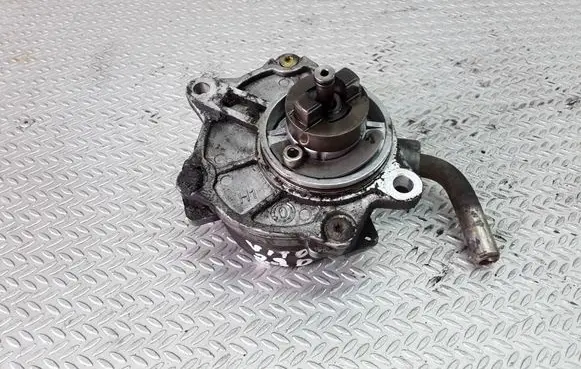Mercedes-Benz Vito Viano W638 Vacuum pump A61123065