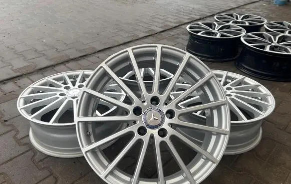 Mercedes-Benz GLA W156 X156 R18 alloy rim 
