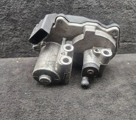 Audi Q7 4L Intake manifold valve actuator/motor 059129086K A2C53247916