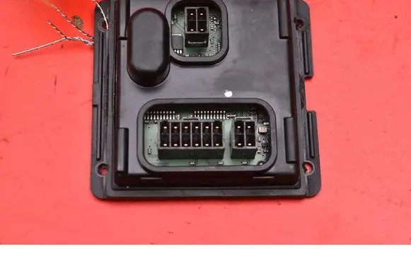 Volkswagen PASSAT B6 Voltage converter/converter module 7L6941330