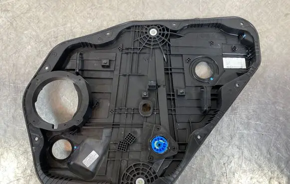 KIA Sorento IV Rear window lifting mechanism without motor 4KW8309KM00