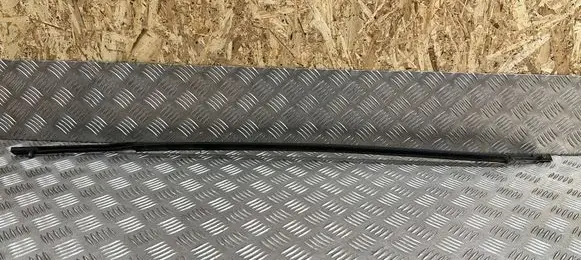 Land Rover Discovery Sport Front door glass trim molding
