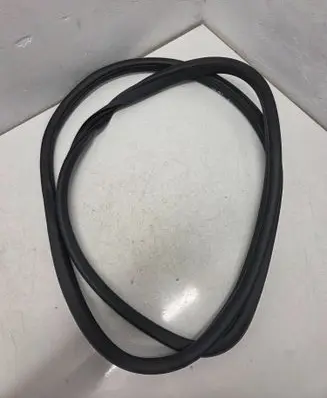 Opel Karl Front door rubber seal 