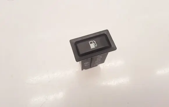 Toyota Avensis T250 Fuel tank opening switch 156795
