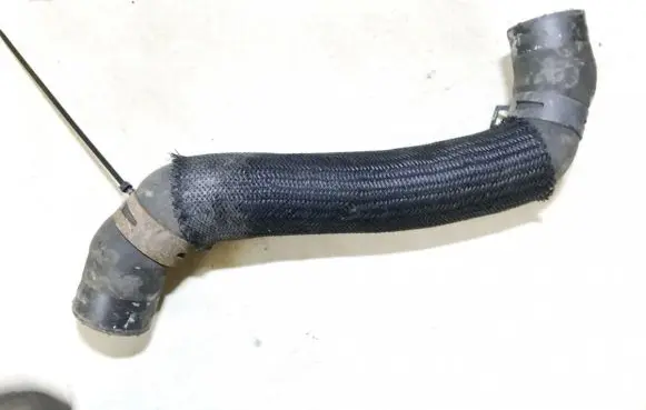 Toyota Avensis T250 Engine coolant pipe/hose