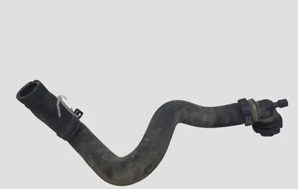 Peugeot 5008 Engine coolant pipe/hose