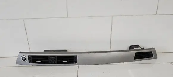 BMW 3 E90 E91 Dashboard center trim panel 7132845