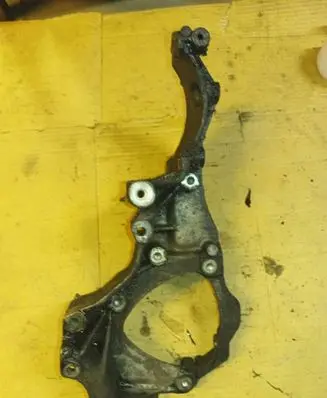 Renault Trafic II (X83) Generator/alternator bracket 8200016644