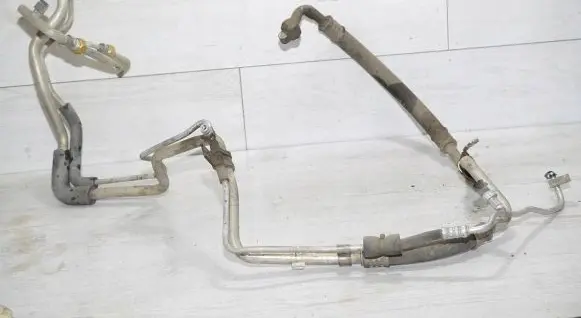 Dodge Journey Air conditioning (A/C) pipe/hose