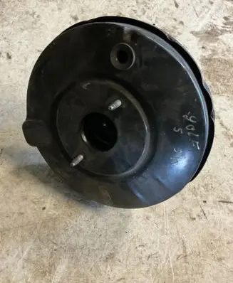 Volkswagen Golf V Brake booster 1K1614105AJ