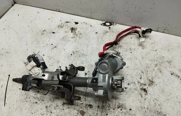 Toyota Avensis T270 Electric power steering pump 452500569100 17110548 SPW53130