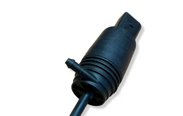 BMW 3 E46 Windscreen/windshield washer pump 8377612