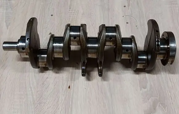 Skoda Octavia Mk2 (1Z) Crankshaft 