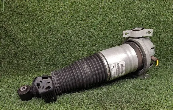 Audi Q7 4L Shock absorber/damper/air suspension 7L8616020C 9ATE04A6937CY