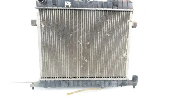 Opel Omega A Coolant radiator 3090317